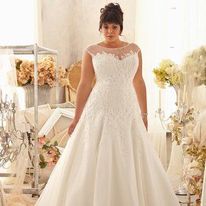 Mori Lee 3151 Wedding Gown - NEW Size 20